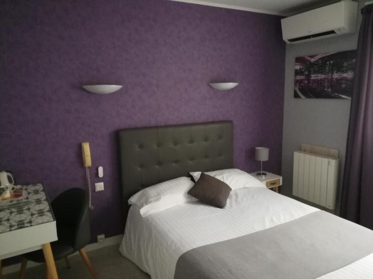 Contact Hotel Du Relais Thouars Exterior photo