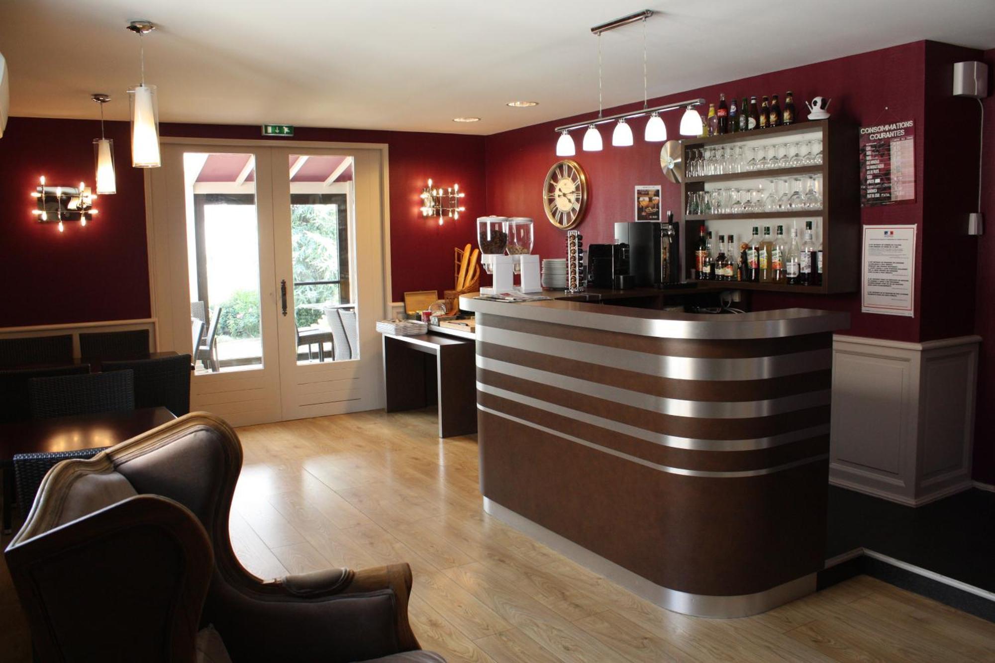 Contact Hotel Du Relais Thouars Exterior photo